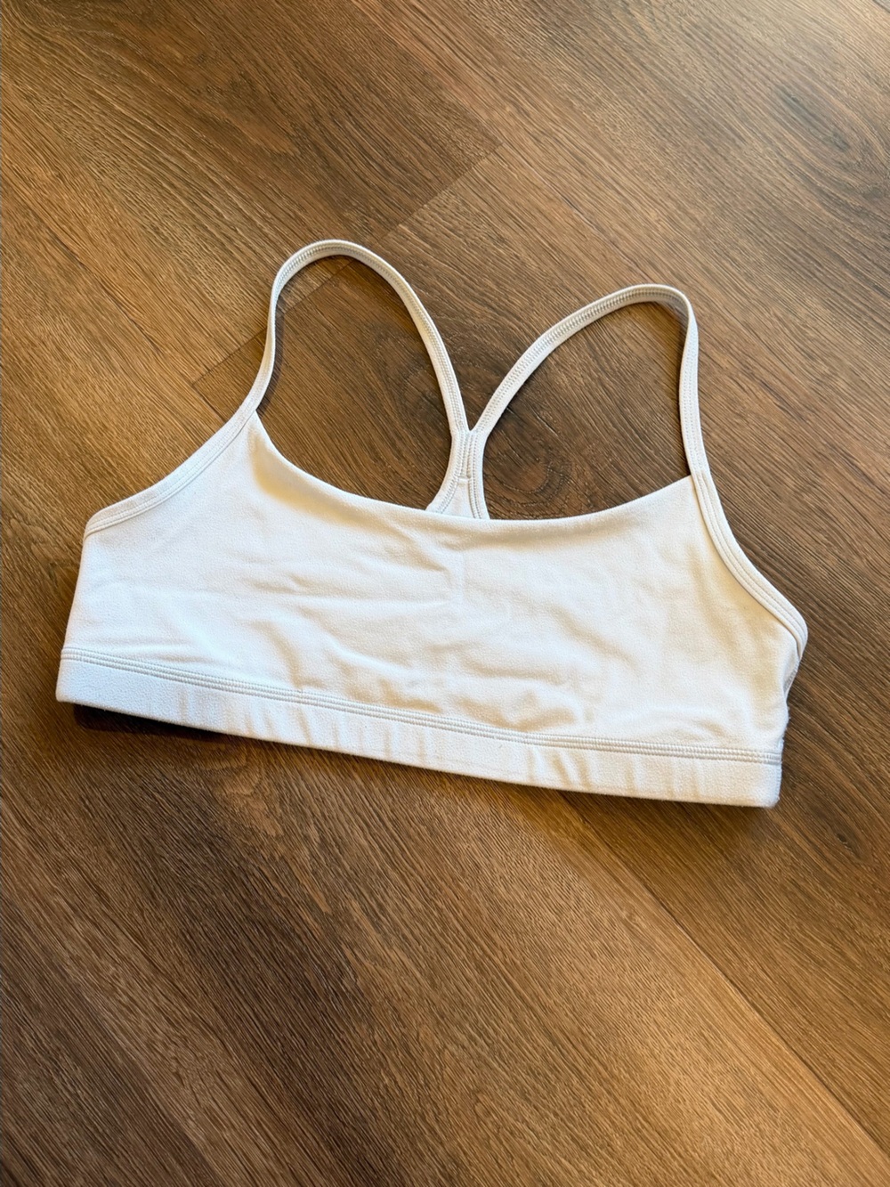 Aritzia TNA Light Blue Strappy Sports Bra Size M